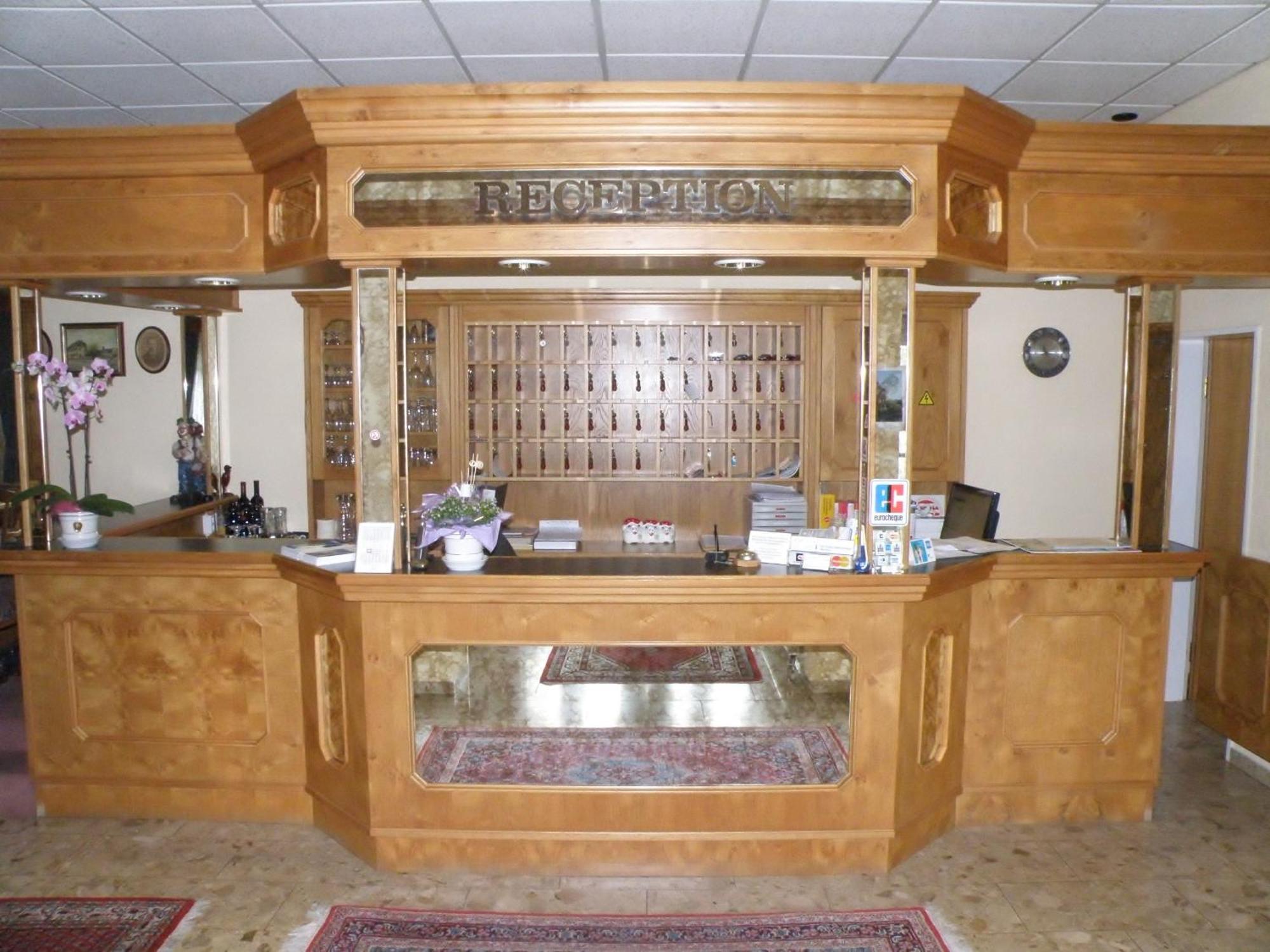 Hotel Borger فرانكفورت المظهر الخارجي الصورة